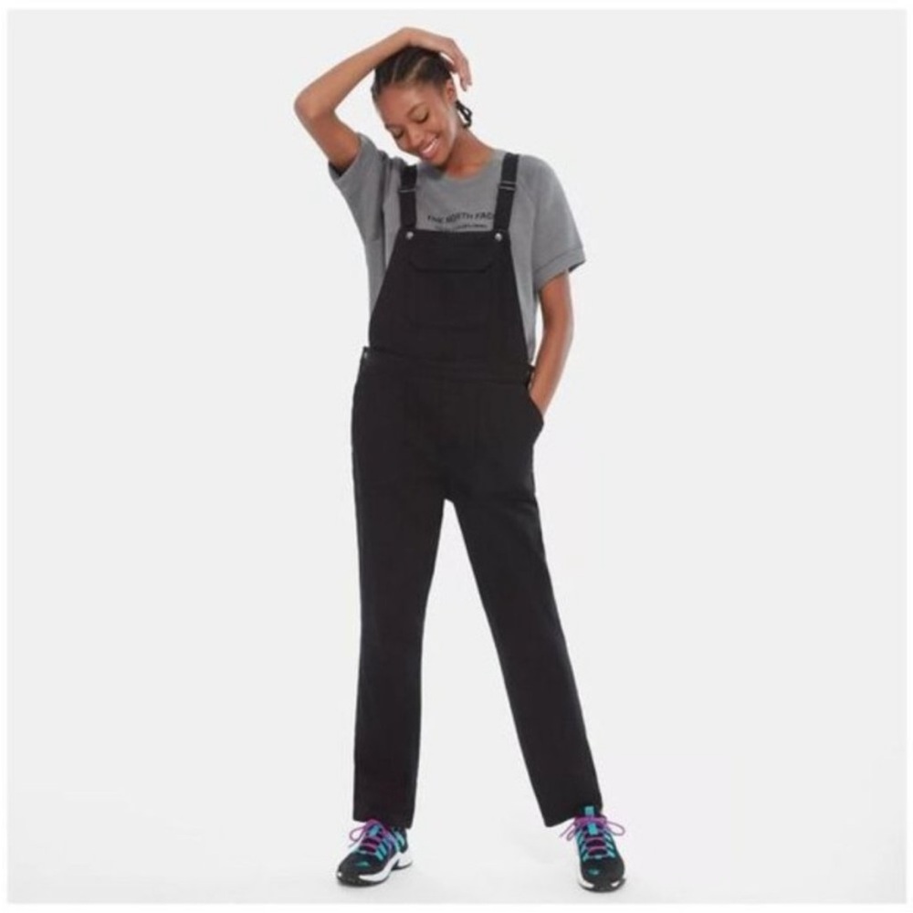 ◾️The North Face Relaxed Fit Moeser Overall Denim Jumper